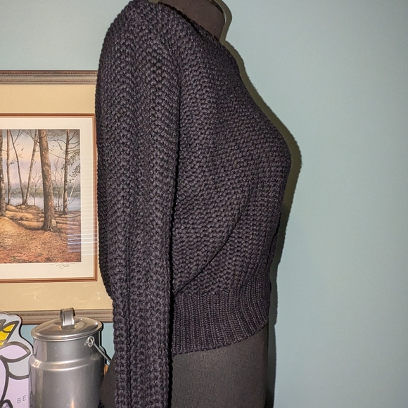 Brandy Melville cropped black sweater, one size - Picture 2 of 9